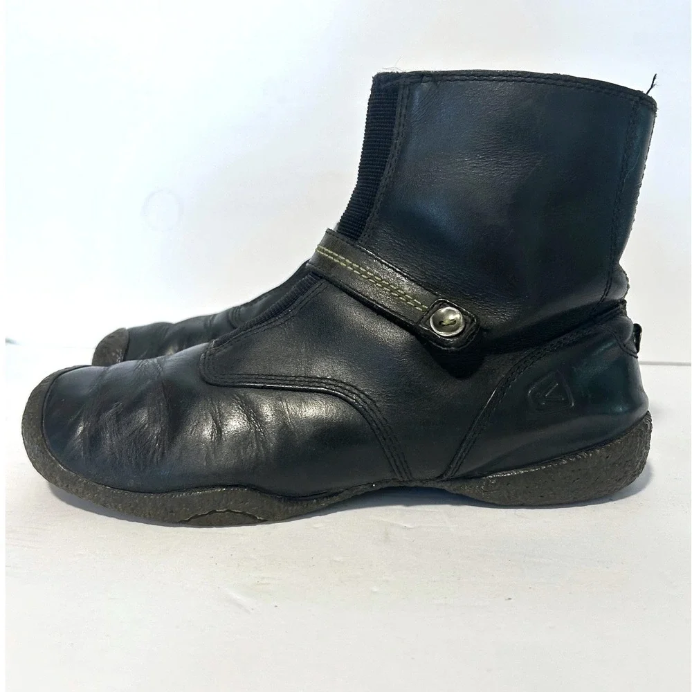 Keen leather ankle
